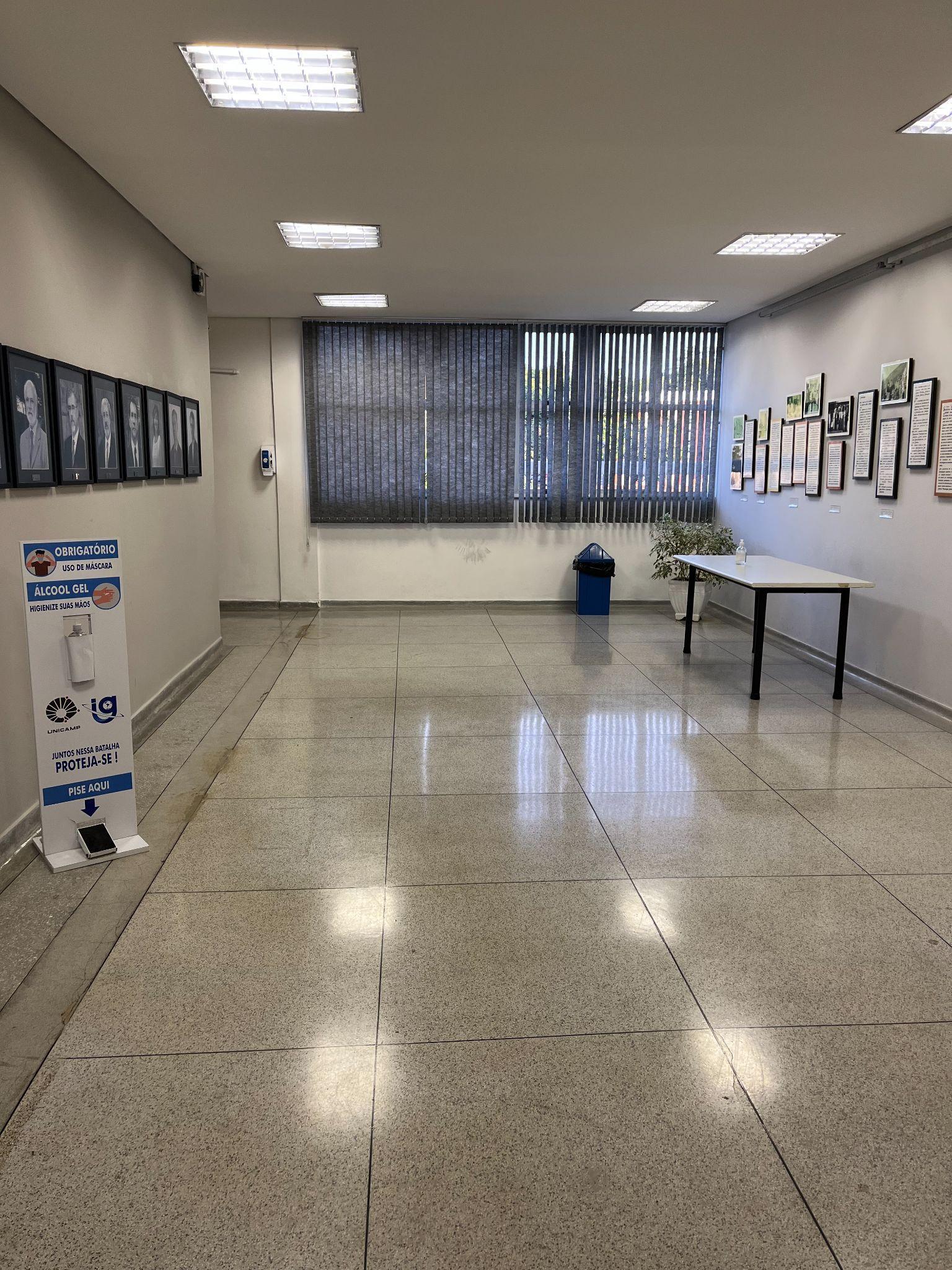 Hall do Auditório Milton Santos